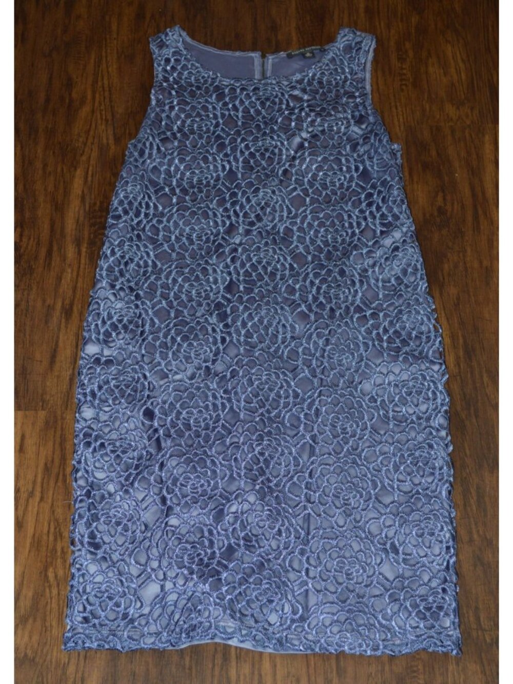 Banana Republic Women's Size 10 Dress Rosette Lace Purple Lilac Romantic Elegant